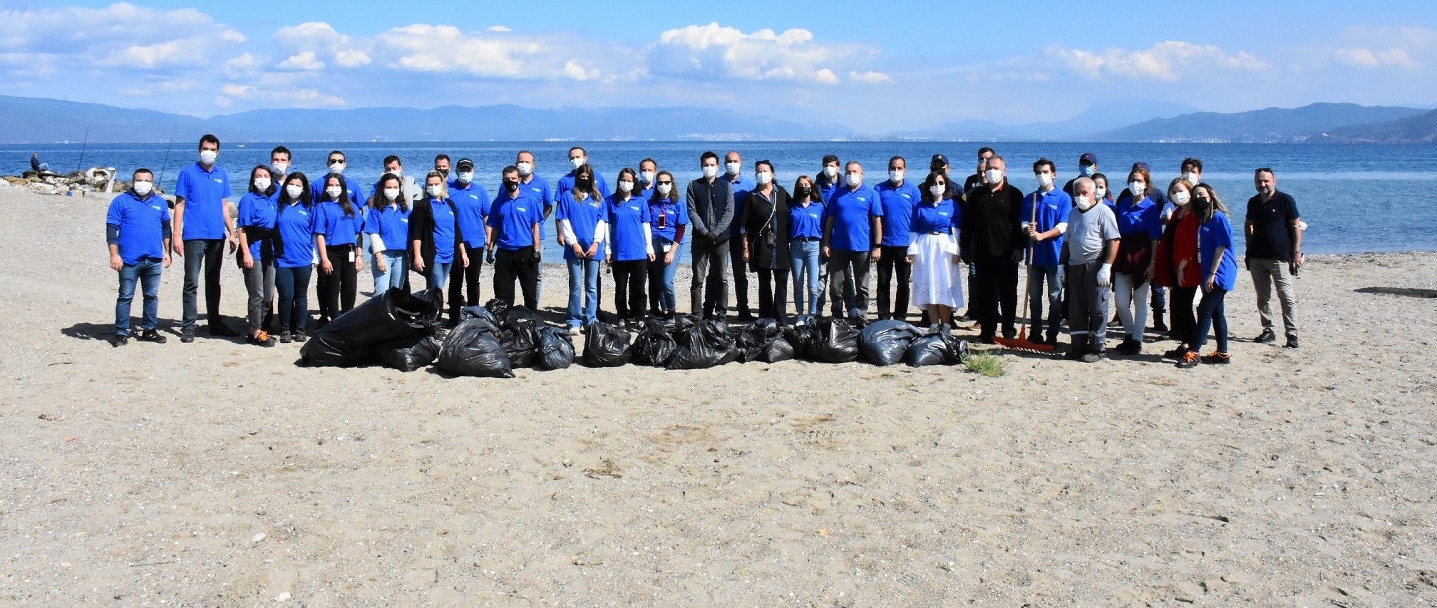 Türk Prysmian Kablo çalışanları, Mudanya sahilinde çevre temizliği yaptı
